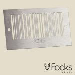 Barcode label RVS, barcode is volledig door materiaal heen geëtst, met 2 boorgaten voor montage