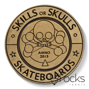 Merklabel Skills or Skulls, voor skateboards, antiek look