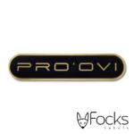 Pro'ovi naamlabel, van een gegoten zinklegering, antiek messing look vernikkeld, achtergrond zwart ingelakt, foamtape aan achterzijde.